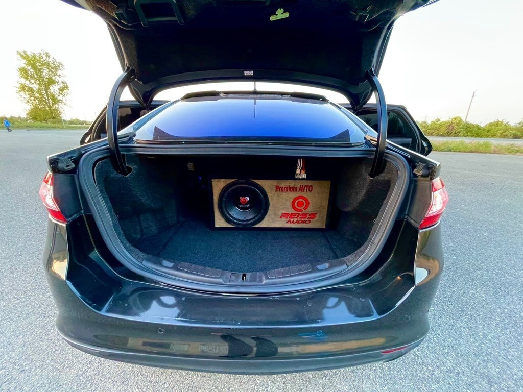 2015 Ford Fusion (North America), 1.5L, 201000km - Image 19