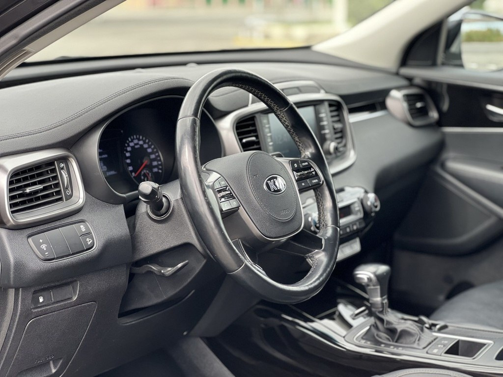 2018 Kia Sorento, 2.0L, 200600km - Image 16