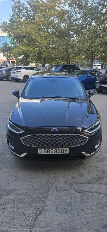 2019 Ford Fusion (North America), 2.0L, 206000km - Image 1