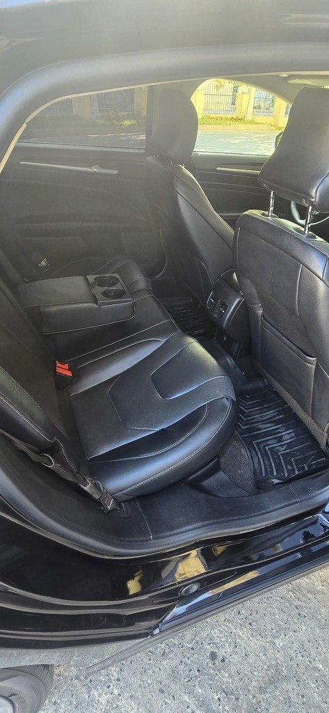 2019 Ford Fusion (North America), 2.0L, 206000km - Image 5