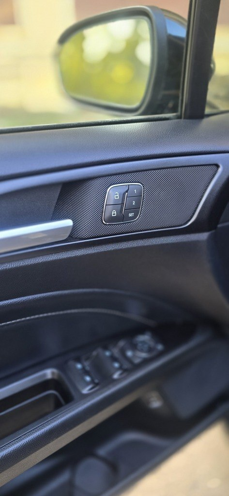 2019 Ford Fusion (North America), 2.0L, 206000km - Image 8