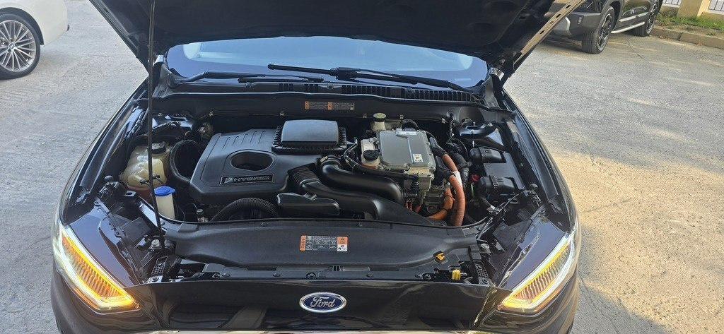 2019 Ford Fusion (North America), 2.0L, 206000km - Image 9