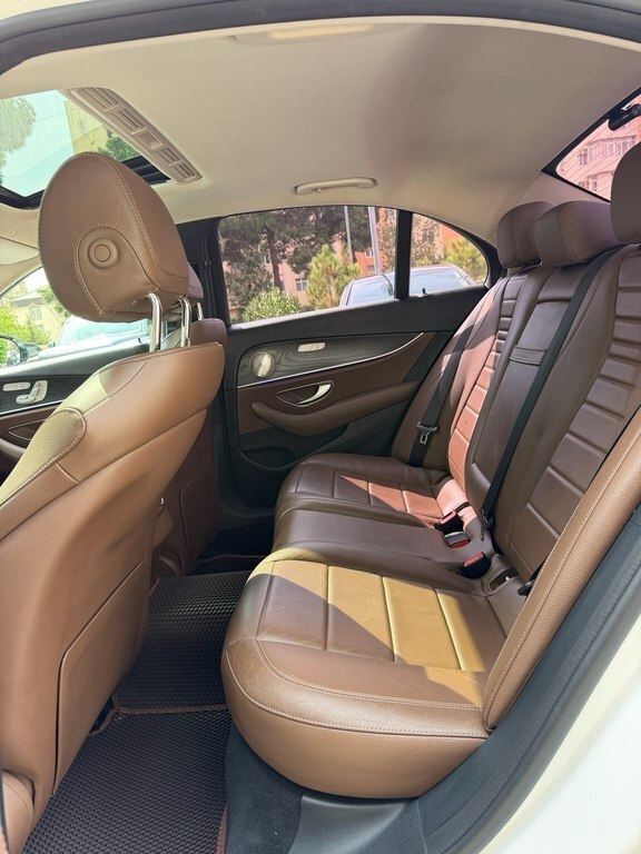 2017 Mercedes E 220 d, 2.0L, 177690km - Image 15