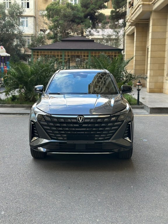2025 Changan Uni-Z, 1.5L, 19000km - Image 1