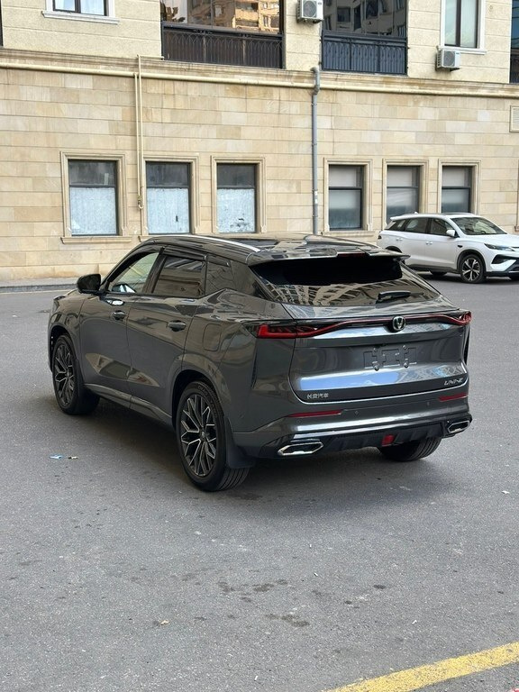 2025 Changan Uni-Z, 1.5L, 19000km - Image 4
