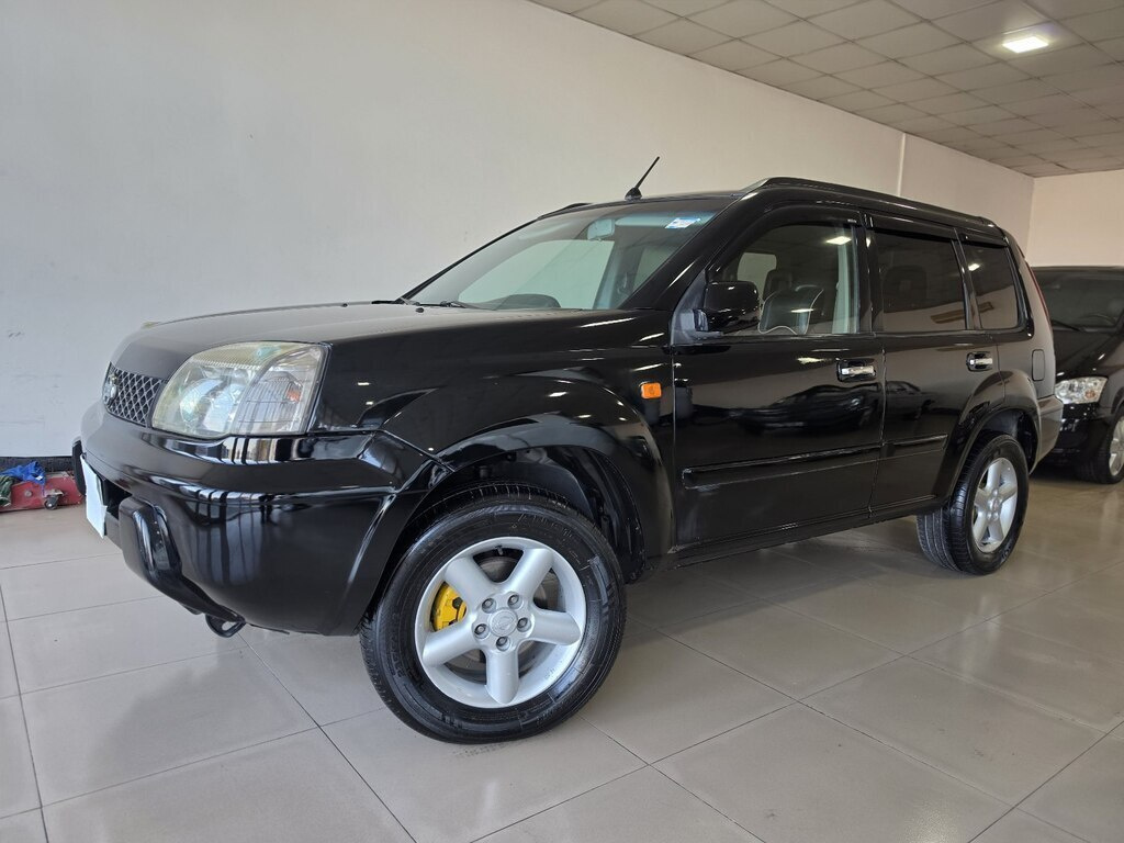 2001 Nissan X-Trail, 2.0L, 247000km - Image 3