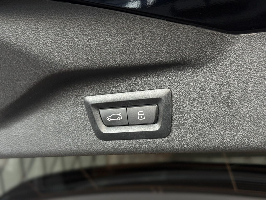 2023 BMW X7, 3.0L, 53800km - Image 15