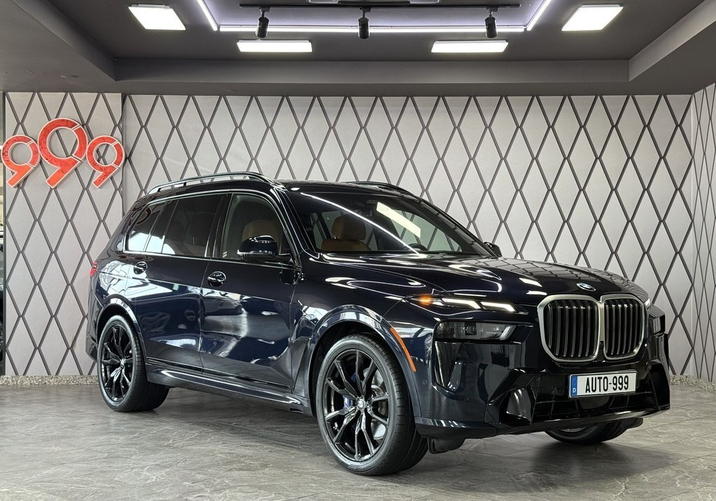 2023 BMW X7, 3.0L, 53800km - Image 3