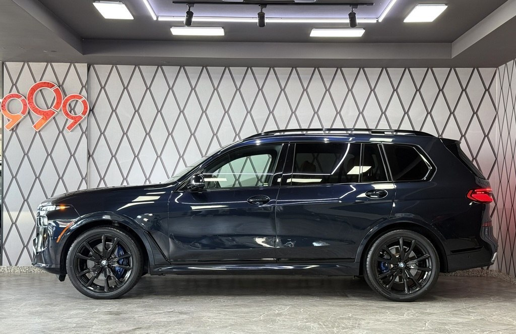 2023 BMW X7, 3.0L, 53800km - Image 6
