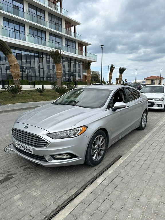 2016 Ford Fusion (North America), 1.5L, 88000km - Image 4