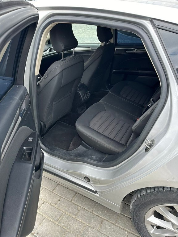 2016 Ford Fusion (North America), 1.5L, 88000km - Image 9