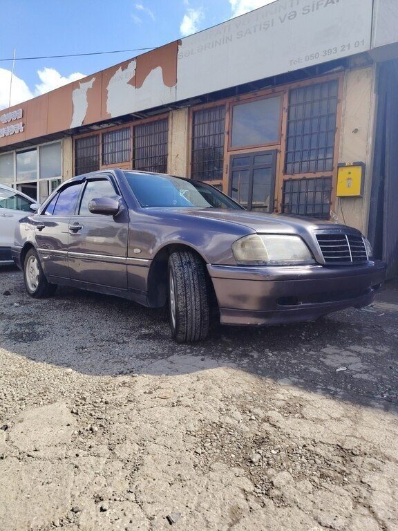 1994 Mercedes C 180, 1.8L, 429650km - Image 4