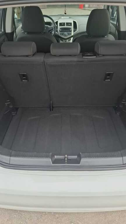 2012 Chevrolet Aveo, 1.4L, 150000km - Image 8