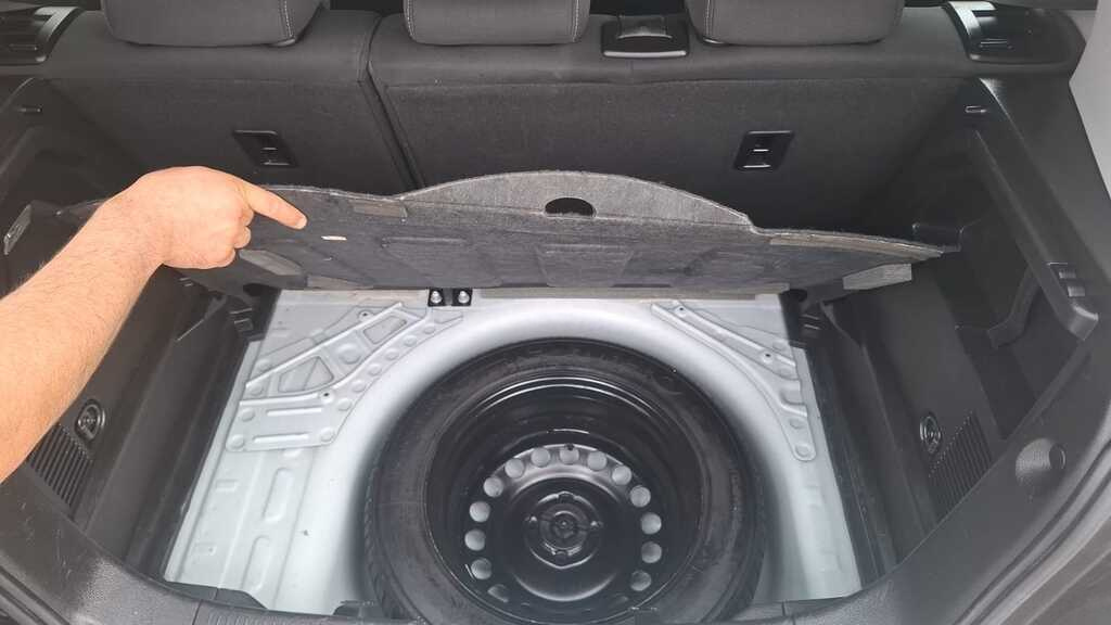 2012 Chevrolet Aveo, 1.4L, 150000km - Image 9