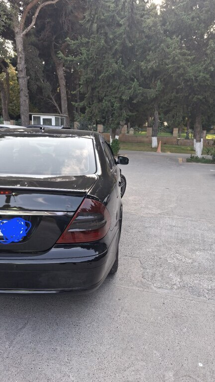 2008 Mercedes E 220, 2.2L, 459000km - Image 4