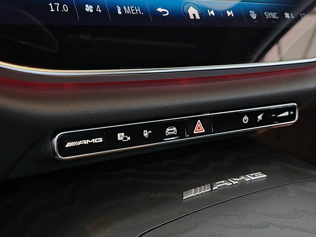2025 Mercedes E 53 AMG 4MATIC+, 3.0L, 5500km - Image 32