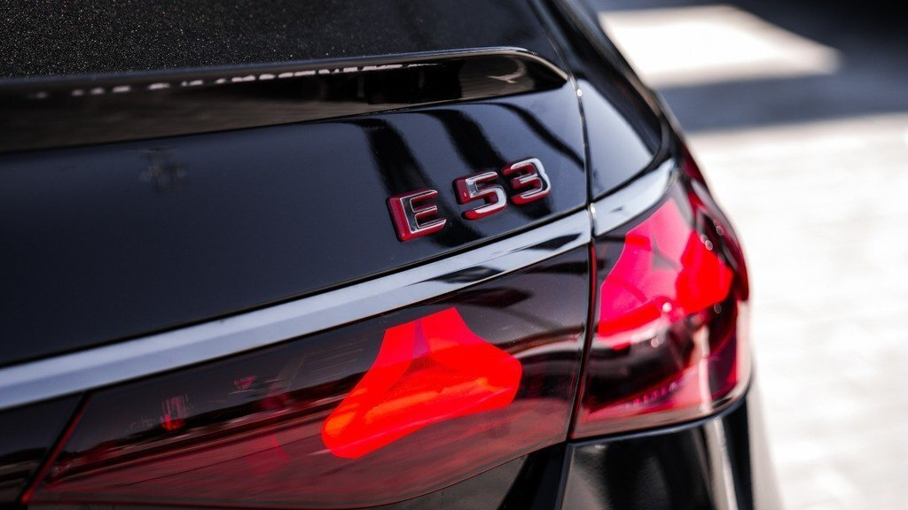 2025 Mercedes E 53 AMG 4MATIC+, 3.0L, 5500km - Image 38