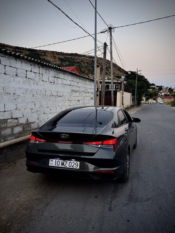 2022 Hyundai Elantra, 1.6L, 120000km - Image 10