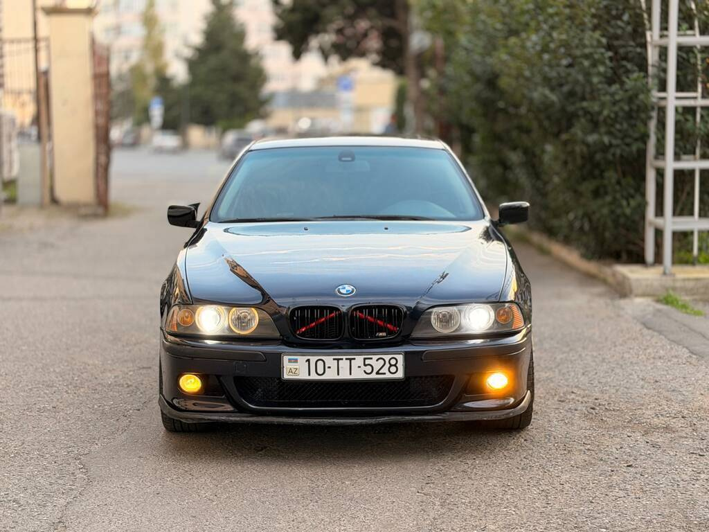 1999 BMW 528, 2.8L, 284000km - Image 1