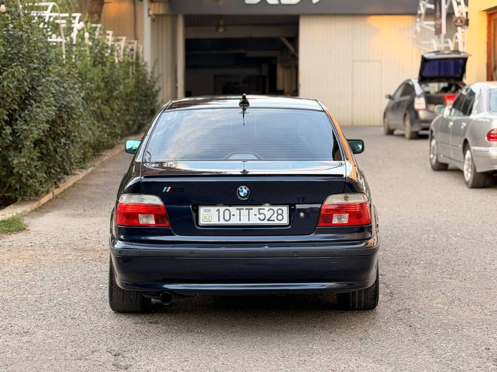 1999 BMW 528, 2.8L, 284000km - Image 5