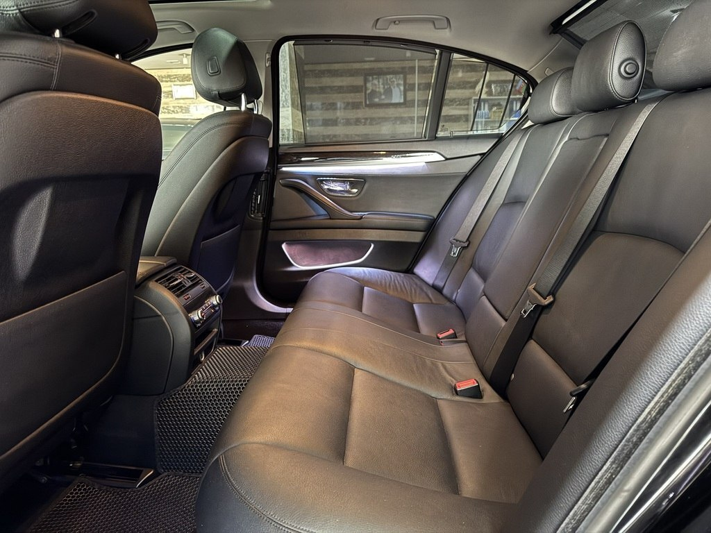 2014 BMW 528, 2.0L, 244000km - Image 13