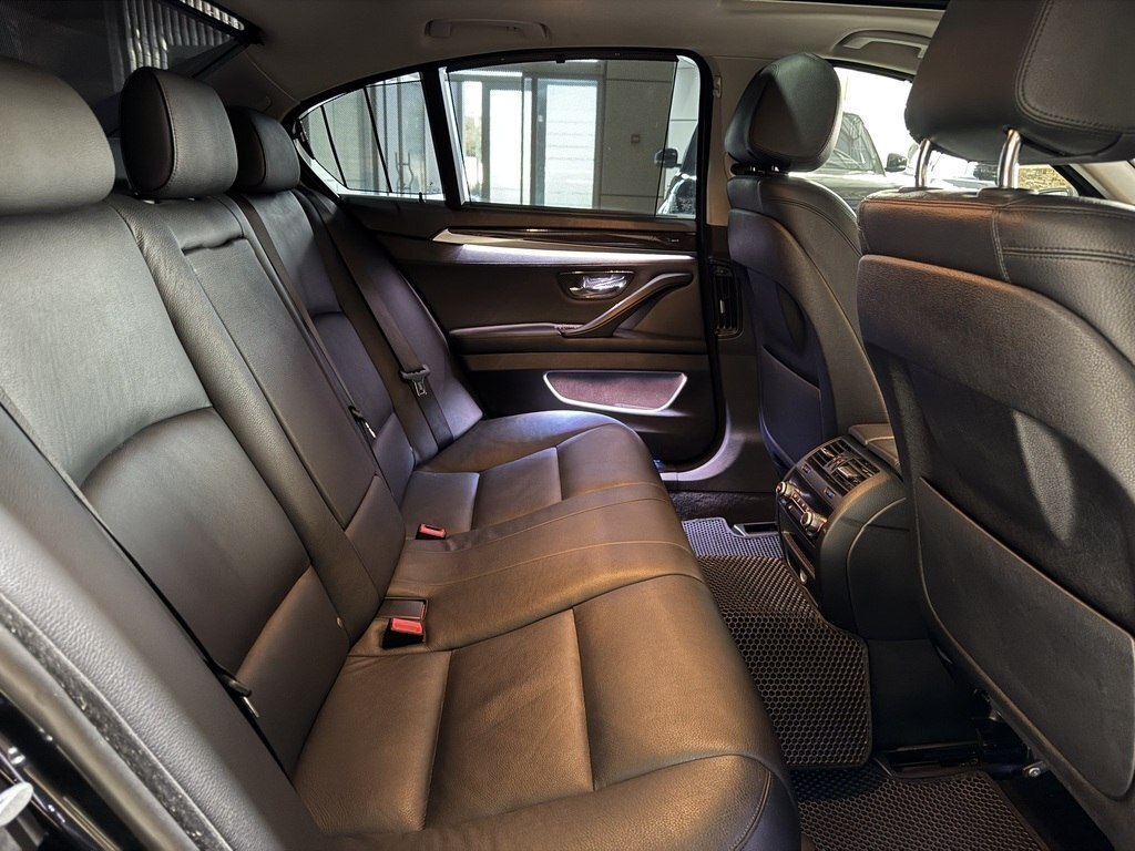 2014 BMW 528, 2.0L, 244000km - Image 19