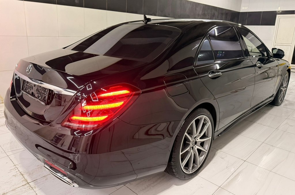 2020 Mercedes S 560, 4.0L, 43000km - Image 4