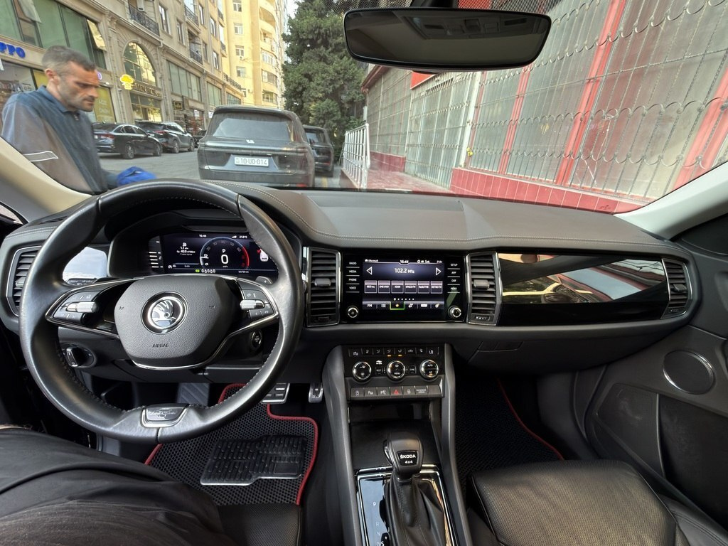2022 Skoda Kodiaq, 2.0L, 64000km - Image 13