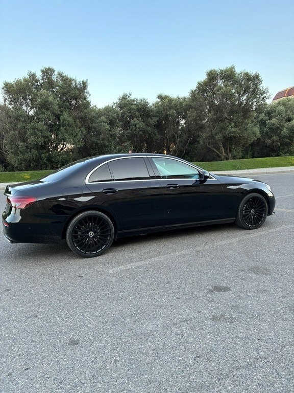2021 Mercedes E 200, 2.0L, 57000km - Image 5
