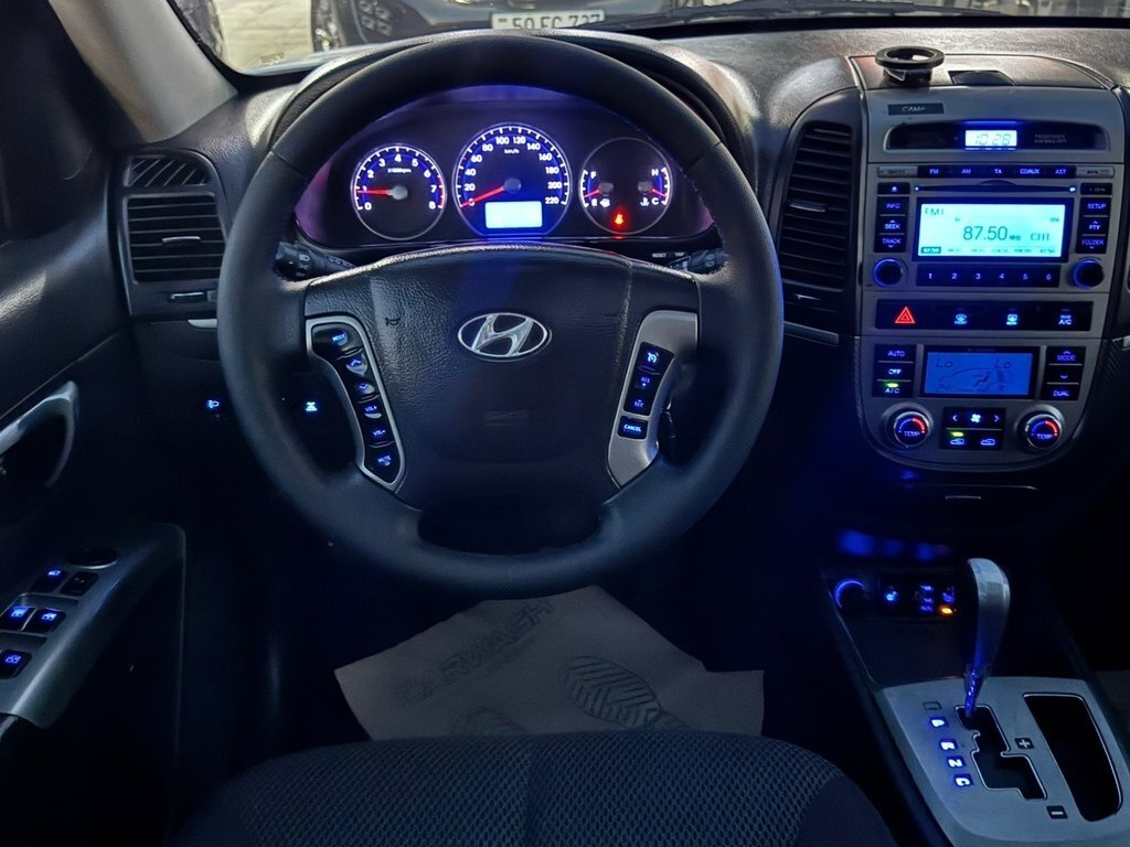 2010 Hyundai Santa Fe, 2.4L, 182000km - Image 22