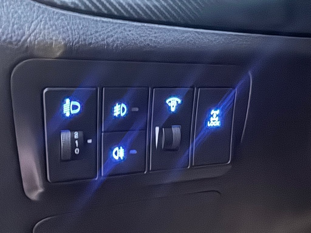 2010 Hyundai Santa Fe, 2.4L, 182000km - Image 30