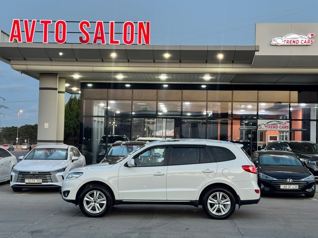 2010 Hyundai Santa Fe, 2.4L, 182000km - Image 8