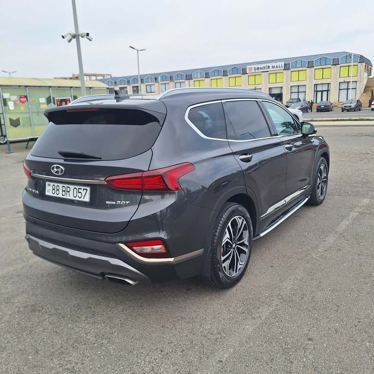 2020 Hyundai Santa Fe, 2.0L, 130357km - Image 6