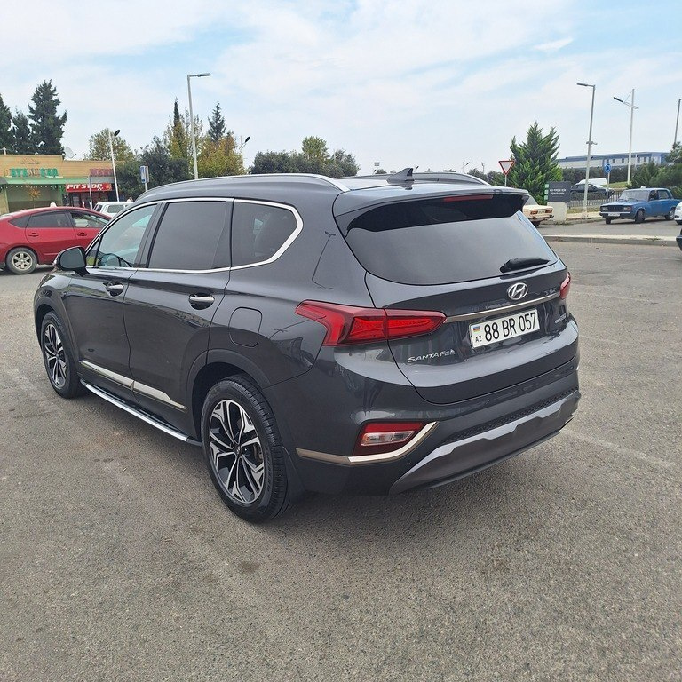 2020 Hyundai Santa Fe, 2.0L, 130357km - Image 7
