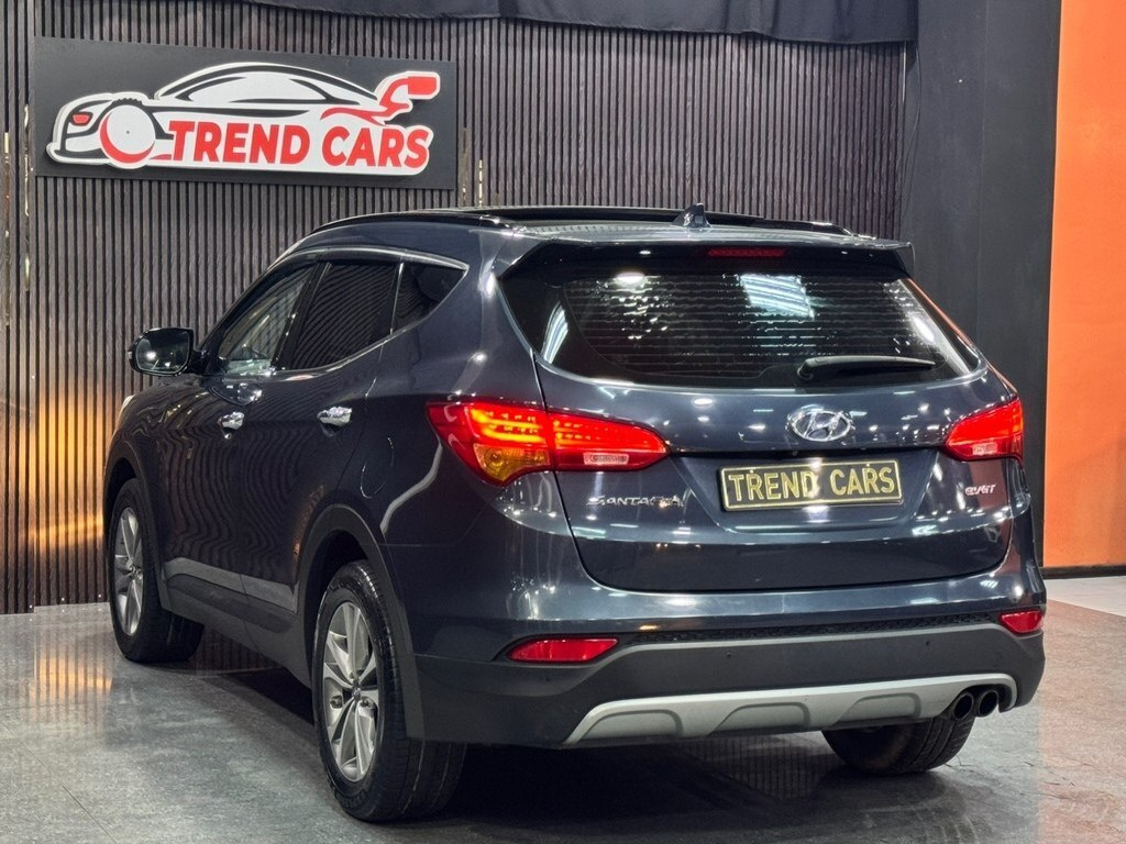 2014 Hyundai Santa Fe, 2.0L, 187000km - Image 8