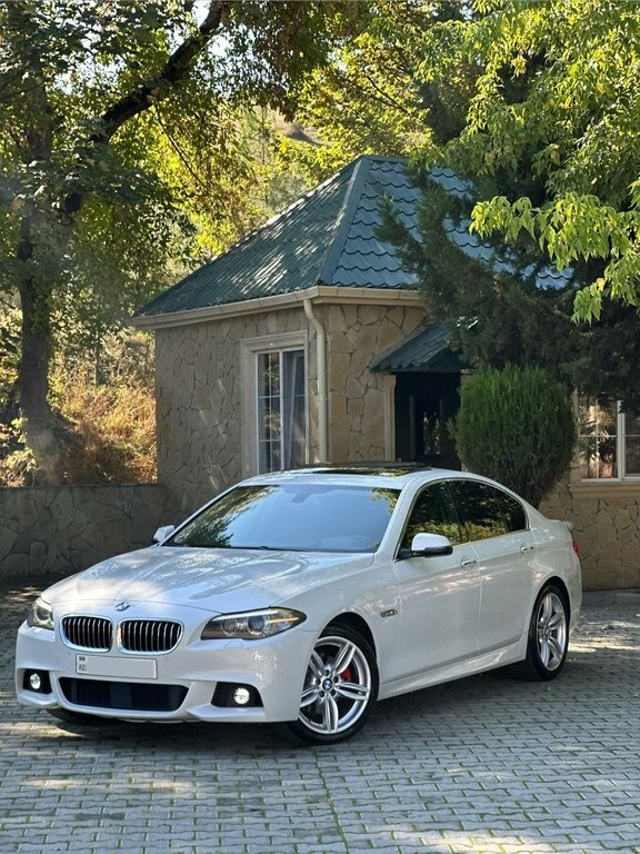 2015 BMW 528, 2.0L, 185000km - Image 5