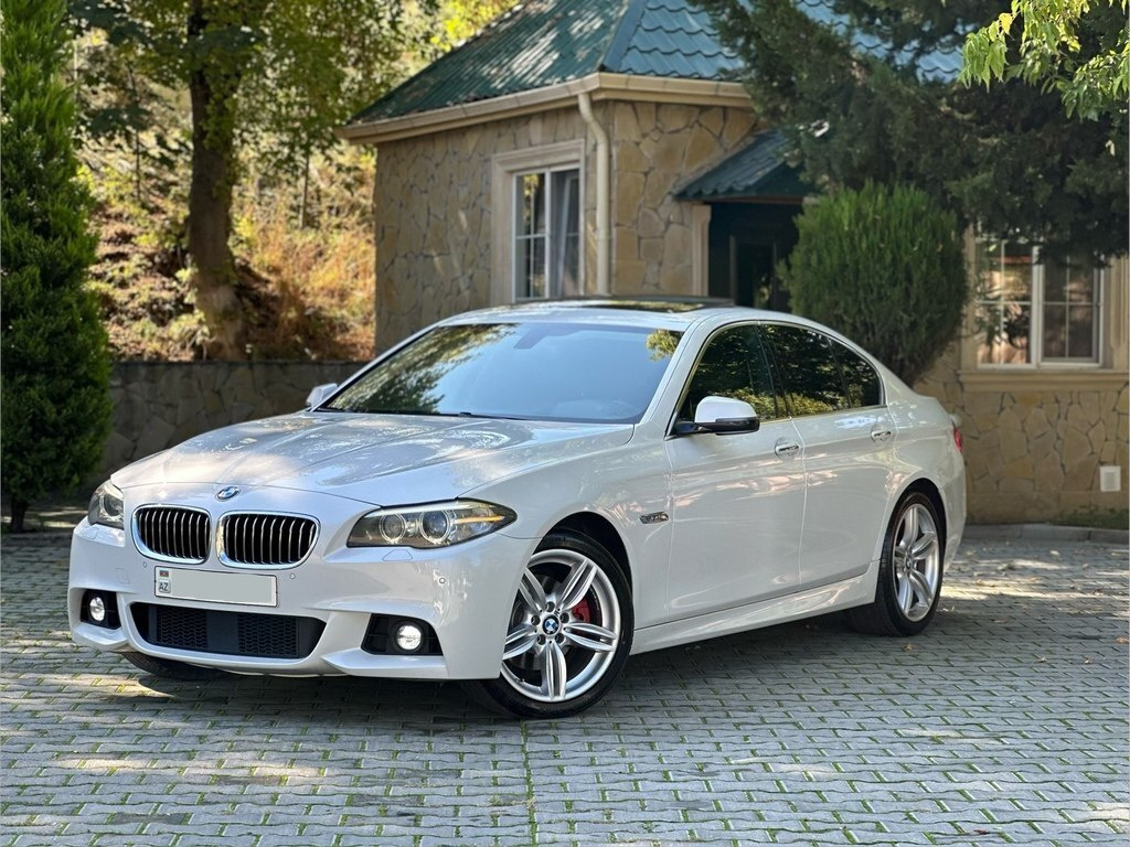 2015 BMW 528, 2.0L, 185000km - Image 6
