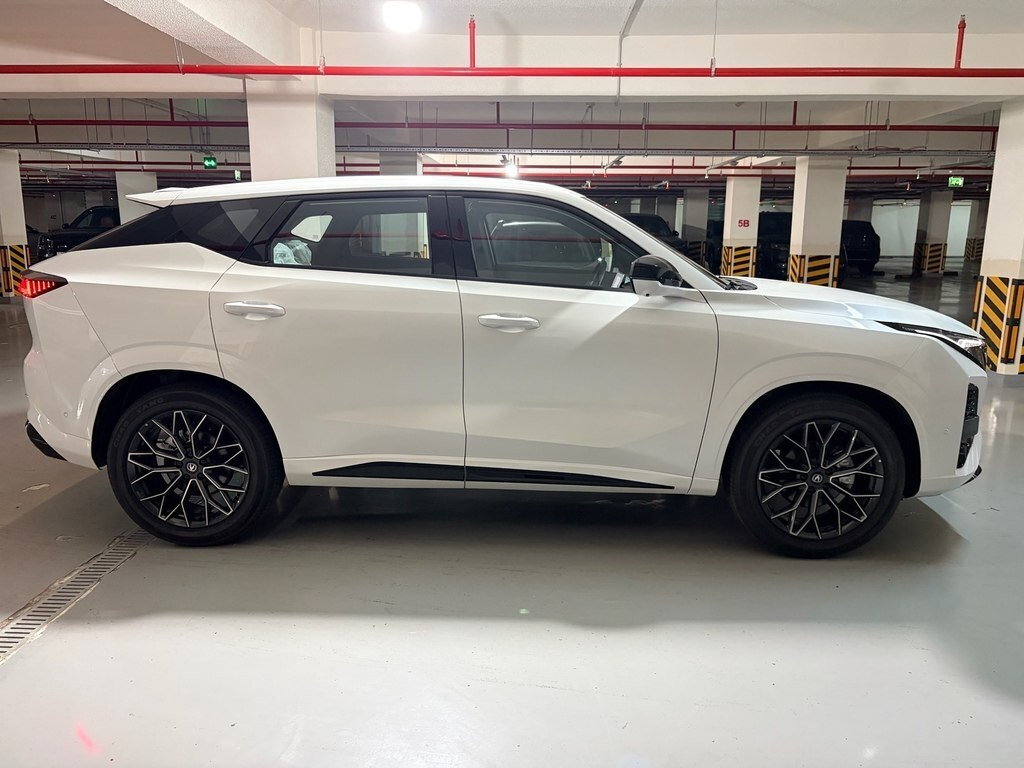 2026 Changan Uni-Z, 1.5L, 0km - Image 13