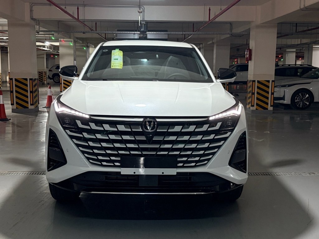 2026 Changan Uni-Z, 1.5L, 0km - Image 5