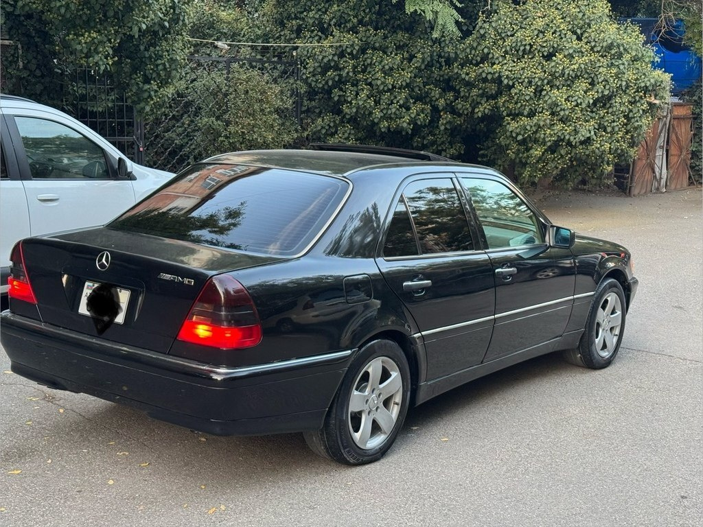 1998 Mercedes C 240, 2.4L, 300000km - Image 4