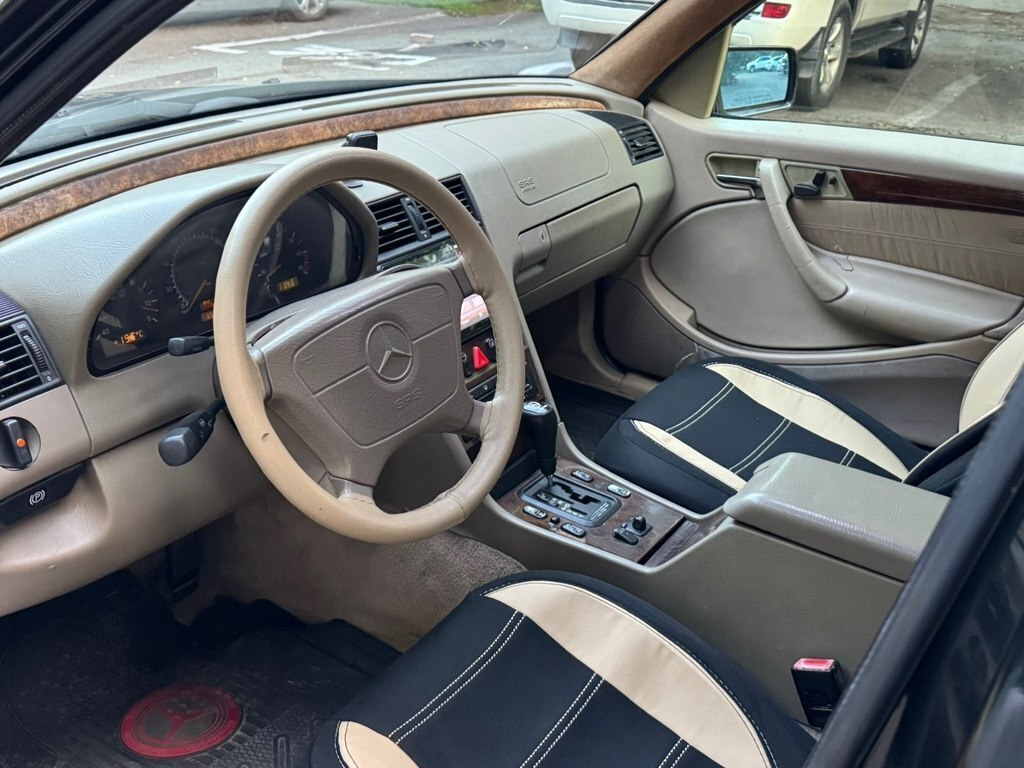 1998 Mercedes C 240, 2.4L, 300000km - Image 7