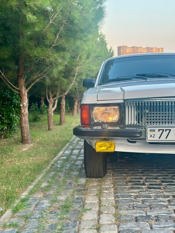 1999 GAZ 3102 "Volga", 2.5L, 36000km - Image 17
