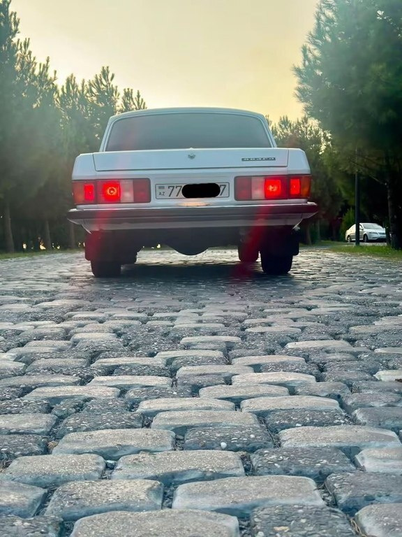 1999 GAZ 3102 "Volga", 2.5L, 36000km - Image 6