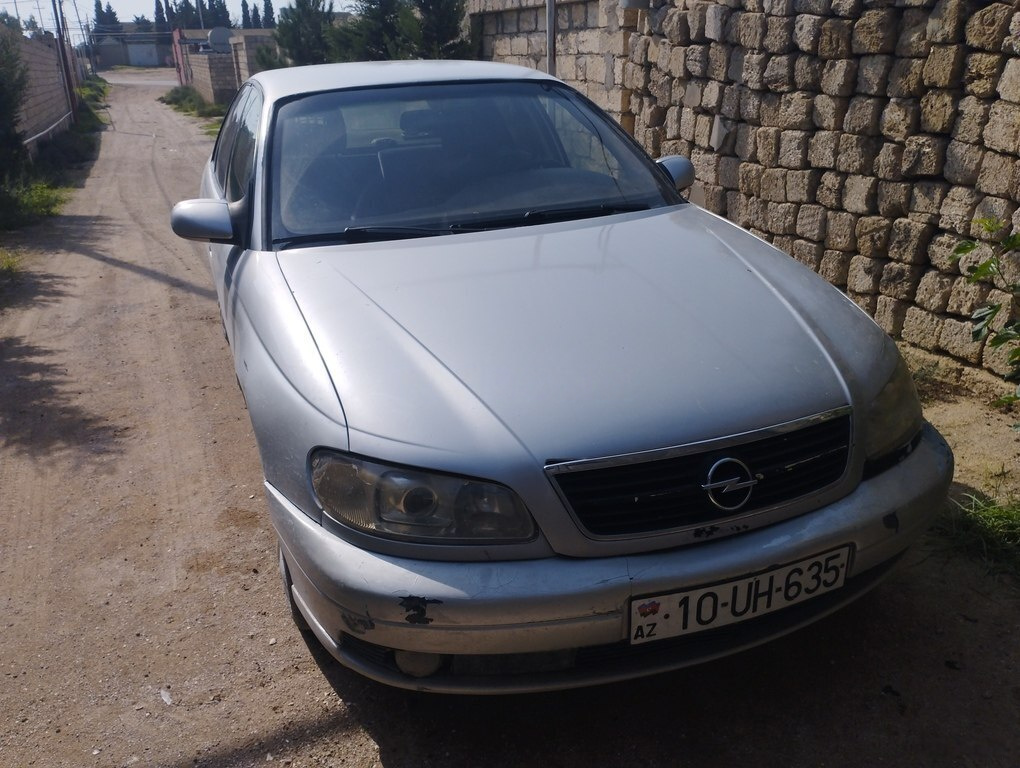 1997 Opel Omega, 2.0L, 359132km - Image 1