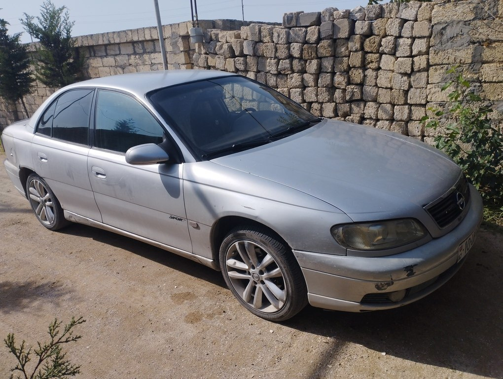 1997 Opel Omega, 2.0L, 359132km - Image 2