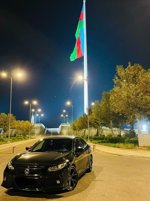 2018 Honda Civic, 1.5L, 142000km - Image 4