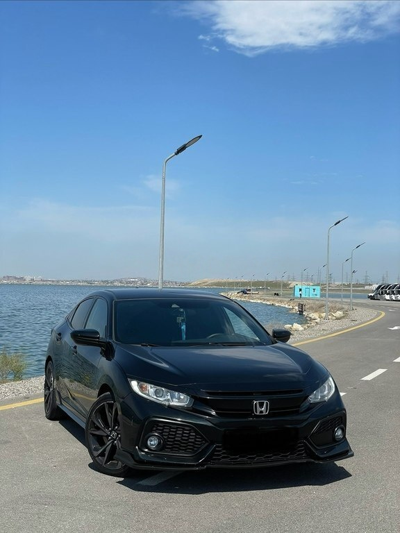 2018 Honda Civic, 1.5L, 142000km - Image 6