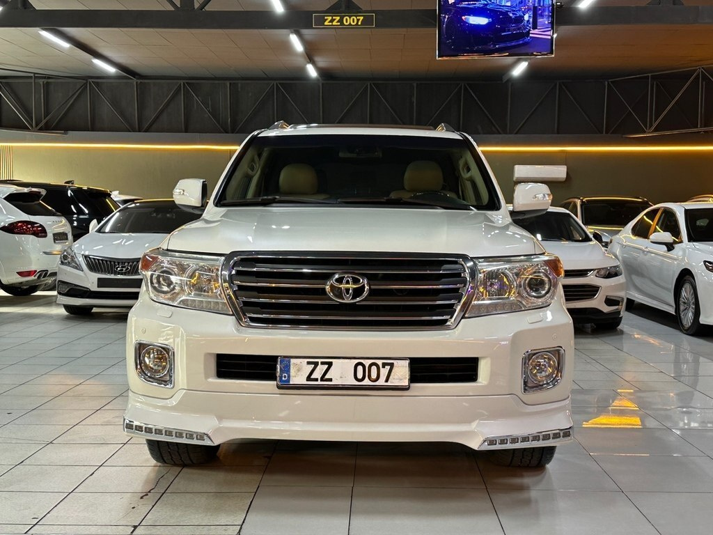 2011 Toyota Land Cruiser, 4.0L, 183500km - Image 2