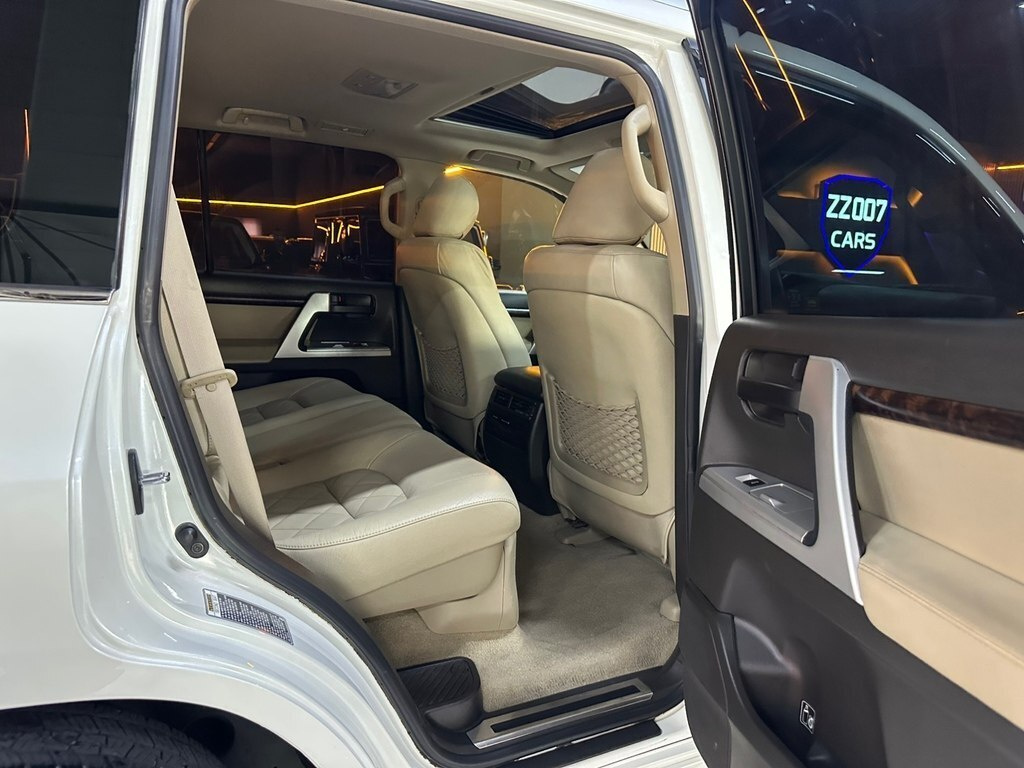 2011 Toyota Land Cruiser, 4.0L, 183500km - Image 16