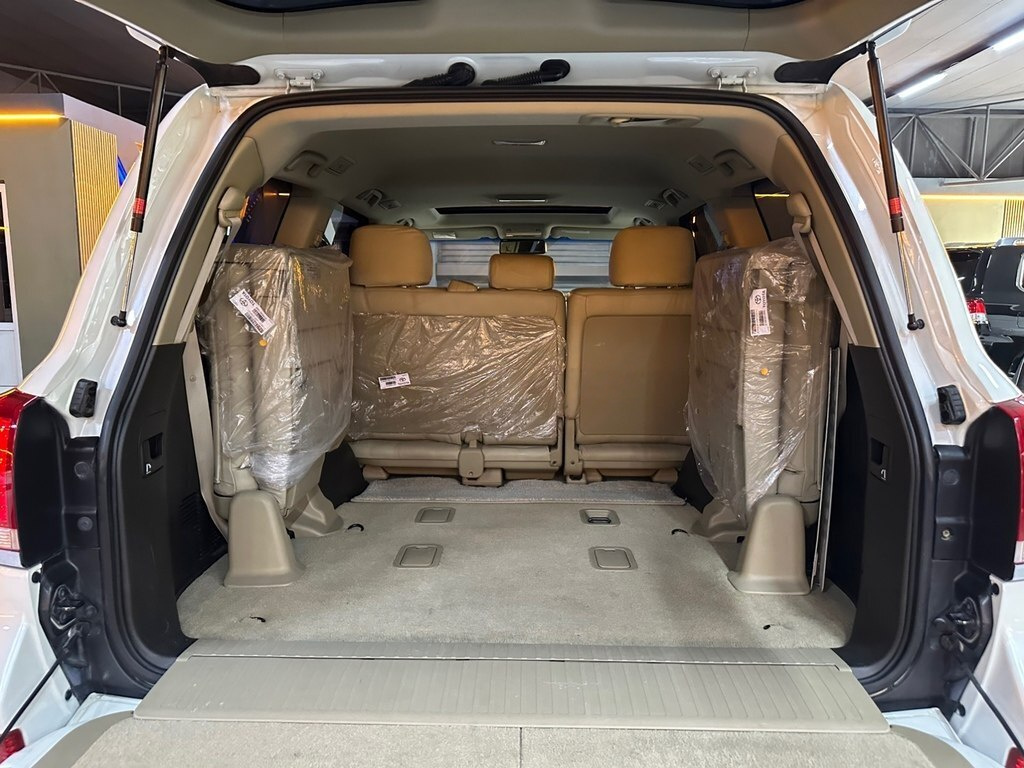 2011 Toyota Land Cruiser, 4.0L, 183500km - Image 19